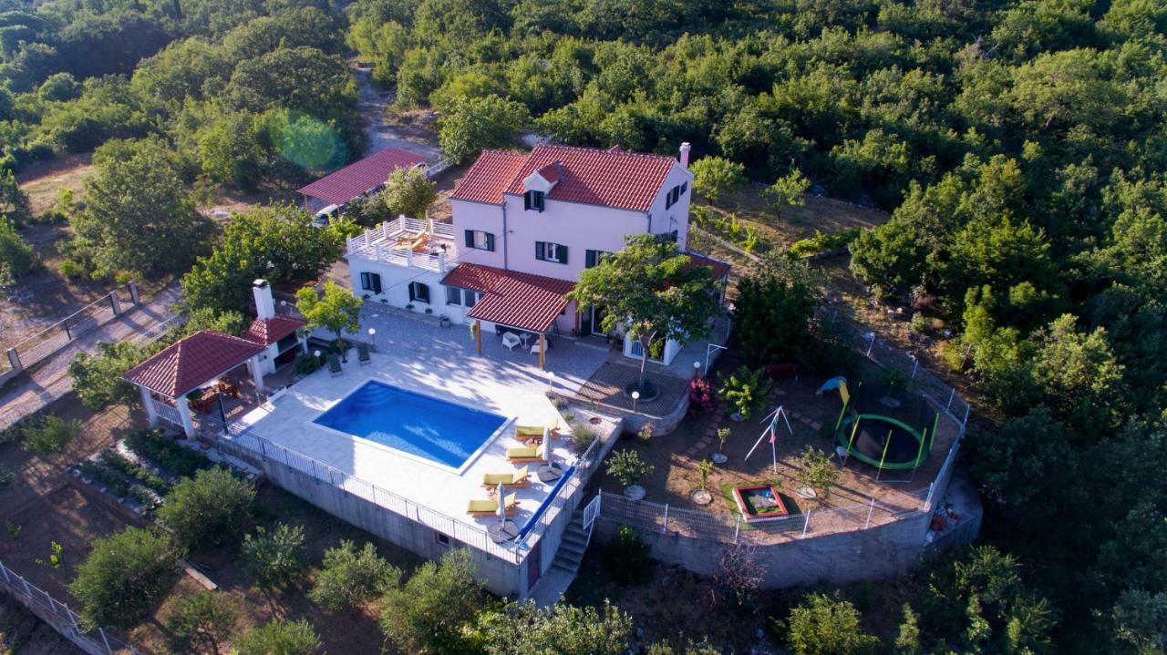 Holiday Home Koprivno Buitenkant foto