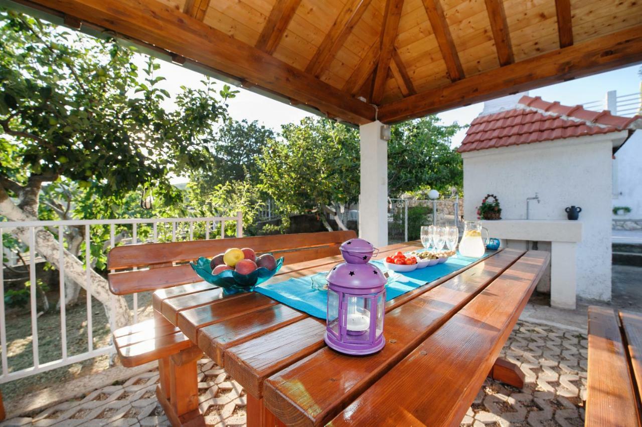 Holiday Home Koprivno Buitenkant foto