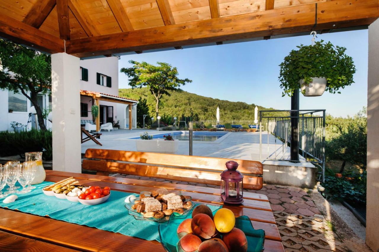 Holiday Home Koprivno Buitenkant foto