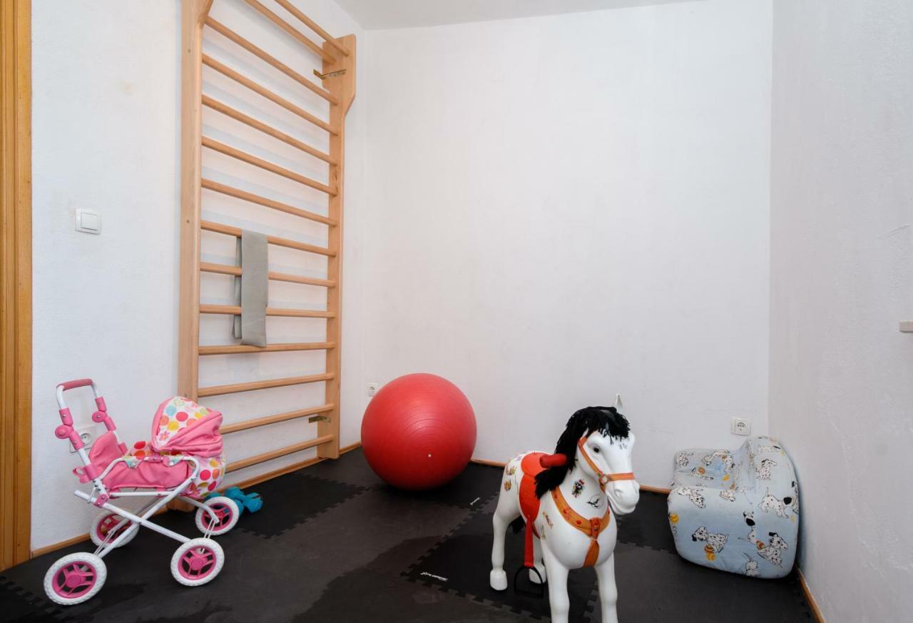 Holiday Home Koprivno Buitenkant foto