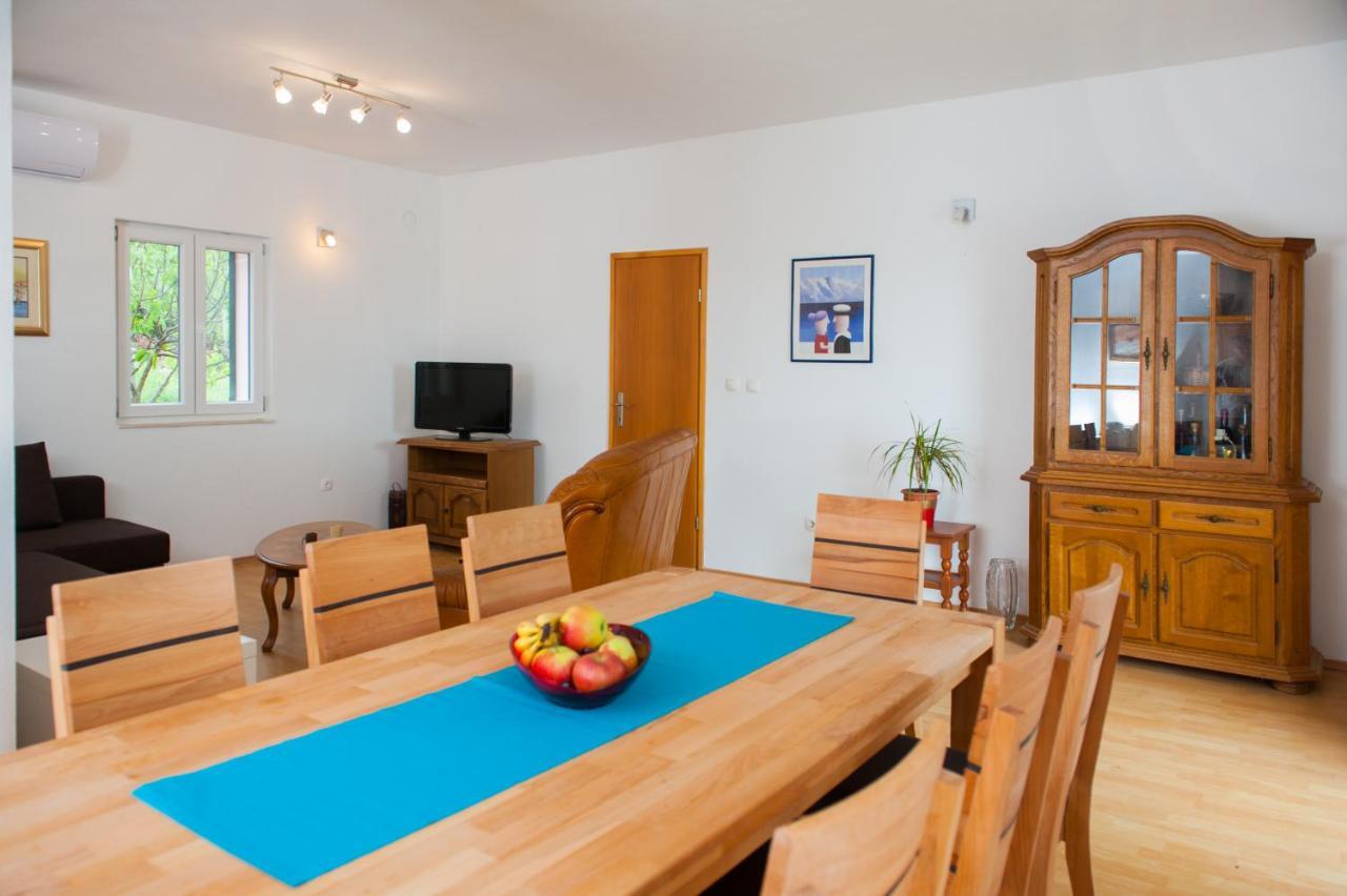 Holiday Home Koprivno Buitenkant foto